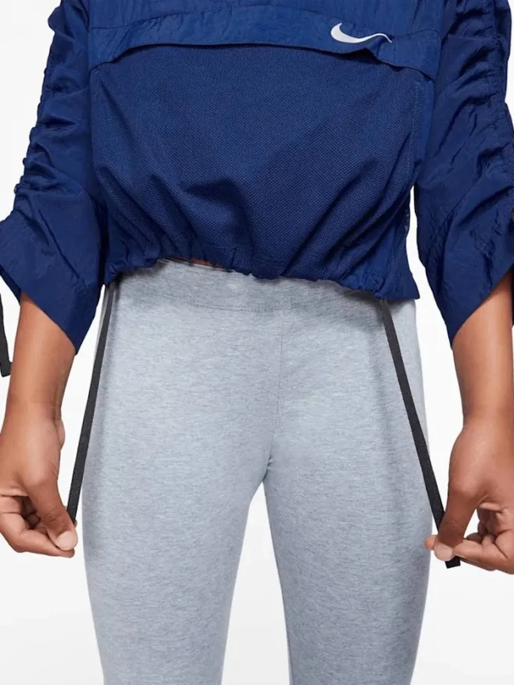 Nike Girls' Navy Blue Hooded Pullover. Size XL kids (12-14)